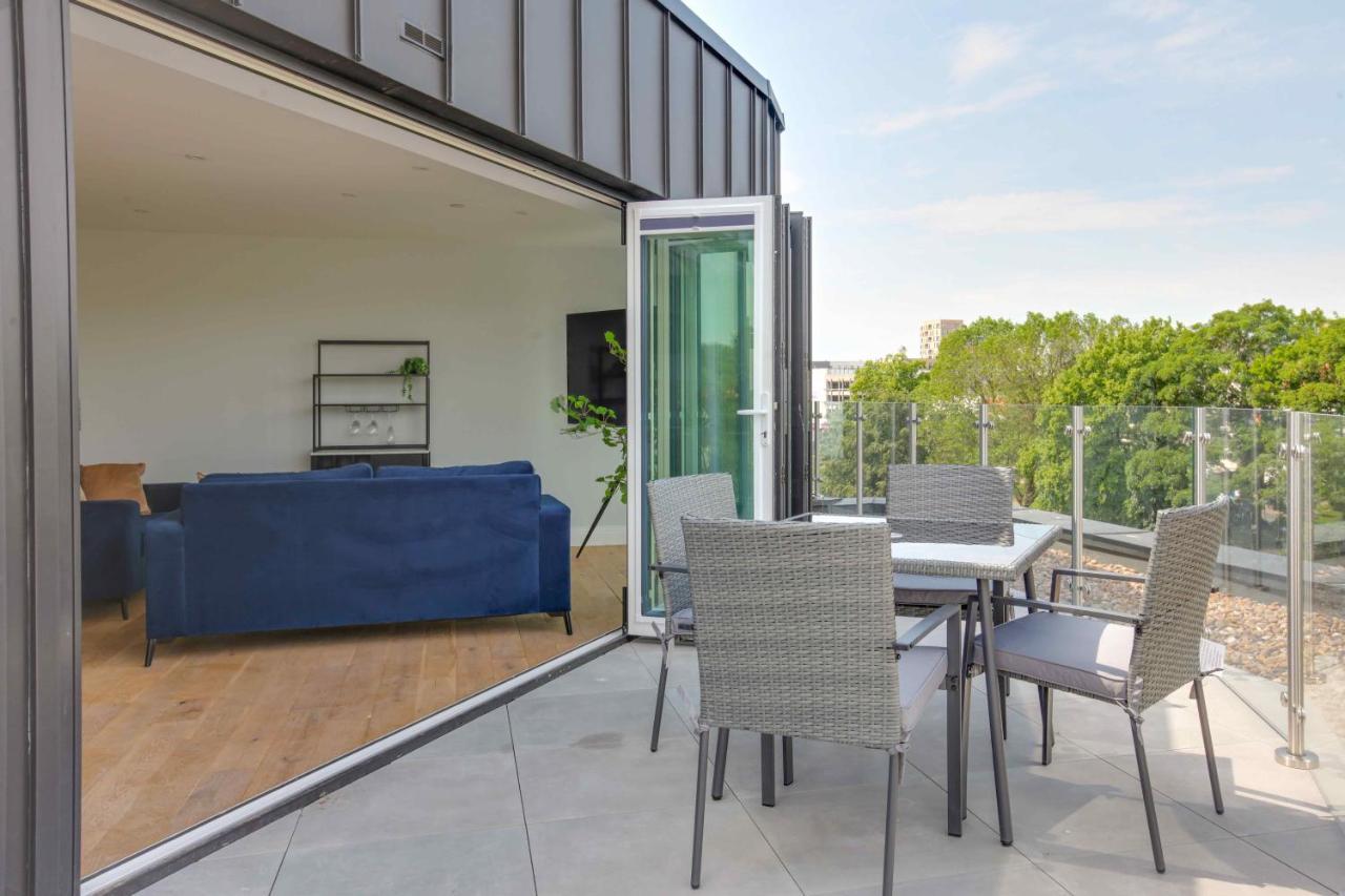 New London Life Executive Apartments 切姆 外观 照片