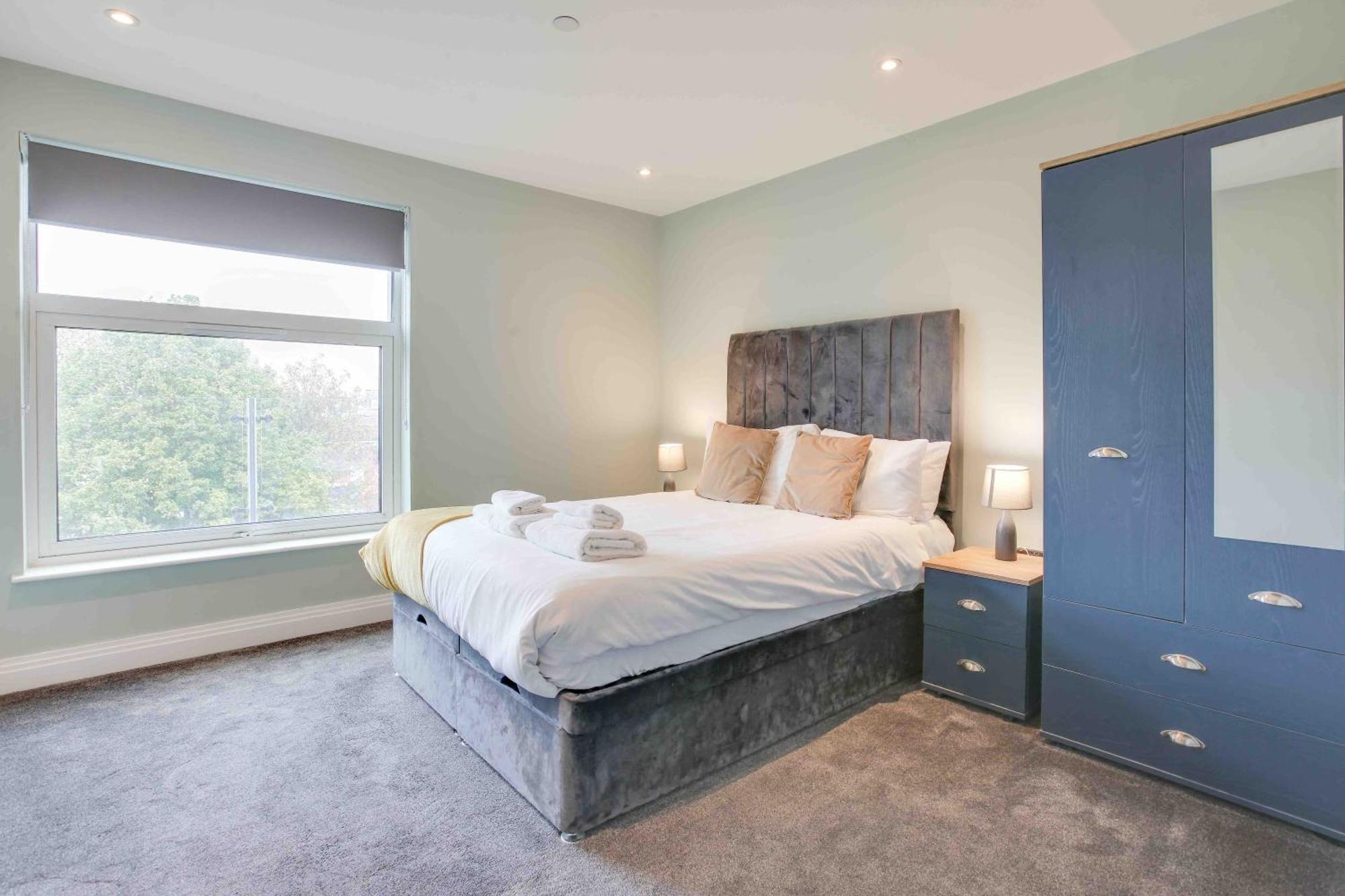 New London Life Executive Apartments 切姆 外观 照片
